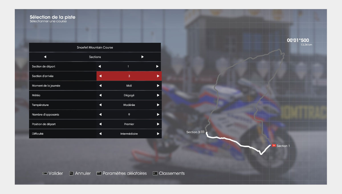 Capture d'écran de la sélection de piste de Tourist Trophy 2 avec à gauche la liste des options et (...)